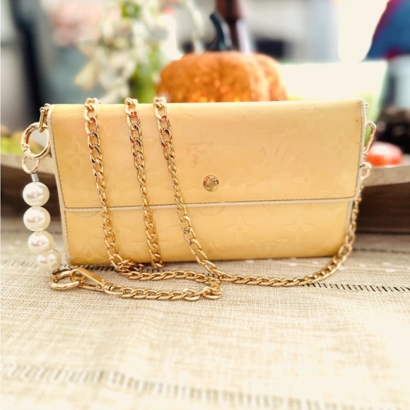 Louis Vuitton monogram vernis sarah wallet converted into crossbody - Picture 1 of 16